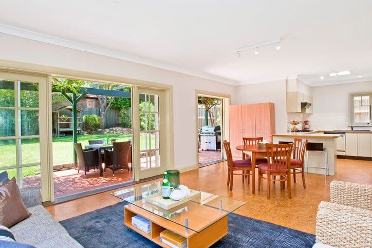 15 Robert Street, WILLOUGHBY NSW 2068, Willoughby East - Thumbnail 2