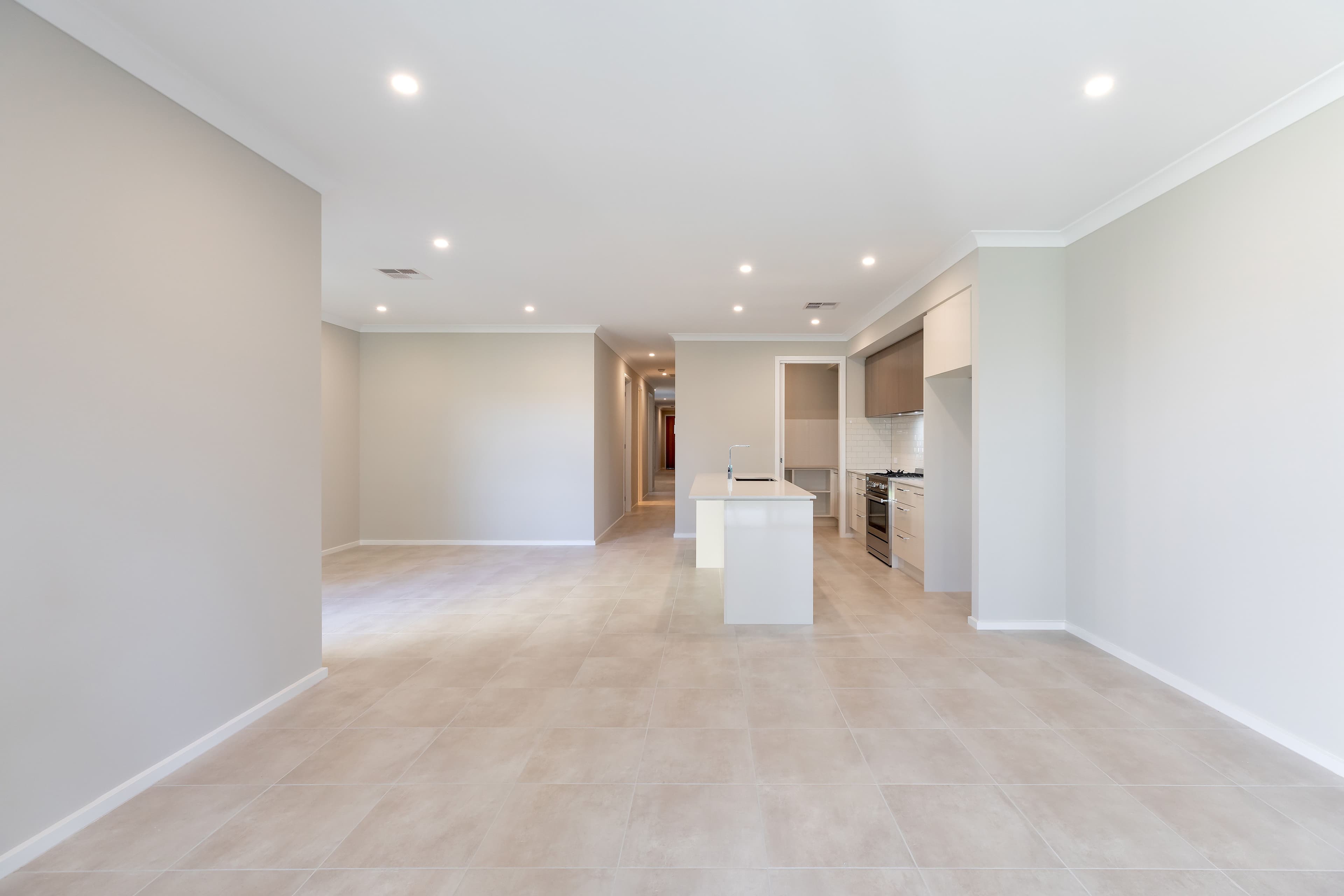 60 Pildappa Avenue, Park Holme SA 5043, Park Holme - Thumbnail 4