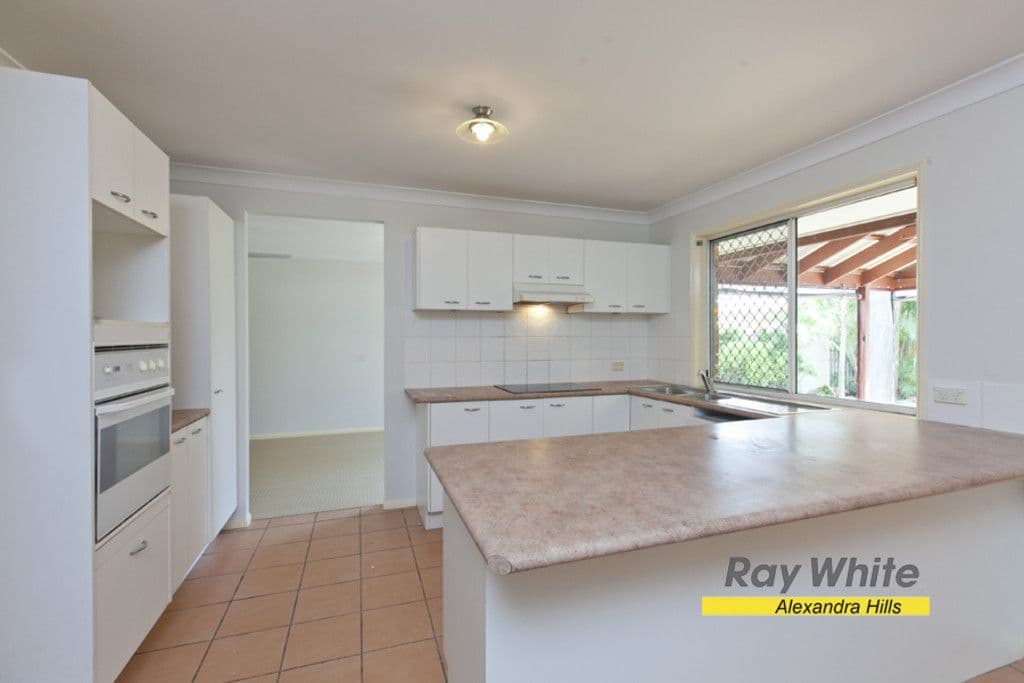 26 Chesterfield Crescent, WELLINGTON POINT QLD 4160, Wellington Point - Thumbnail 3