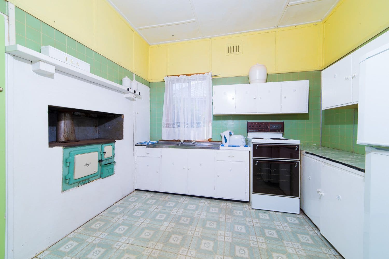 35 Beach Street, Ettalong Beach NSW 2257, Ettalong Beach - Thumbnail 5