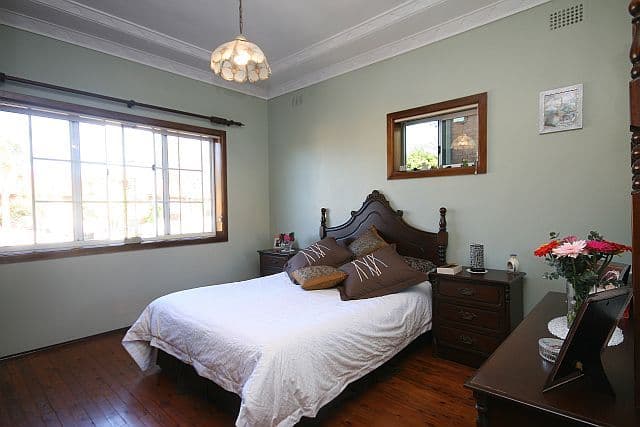 3 Robertson Crescent, MOUNT LEWIS NSW 2190, Mount Lewis - Thumbnail 6