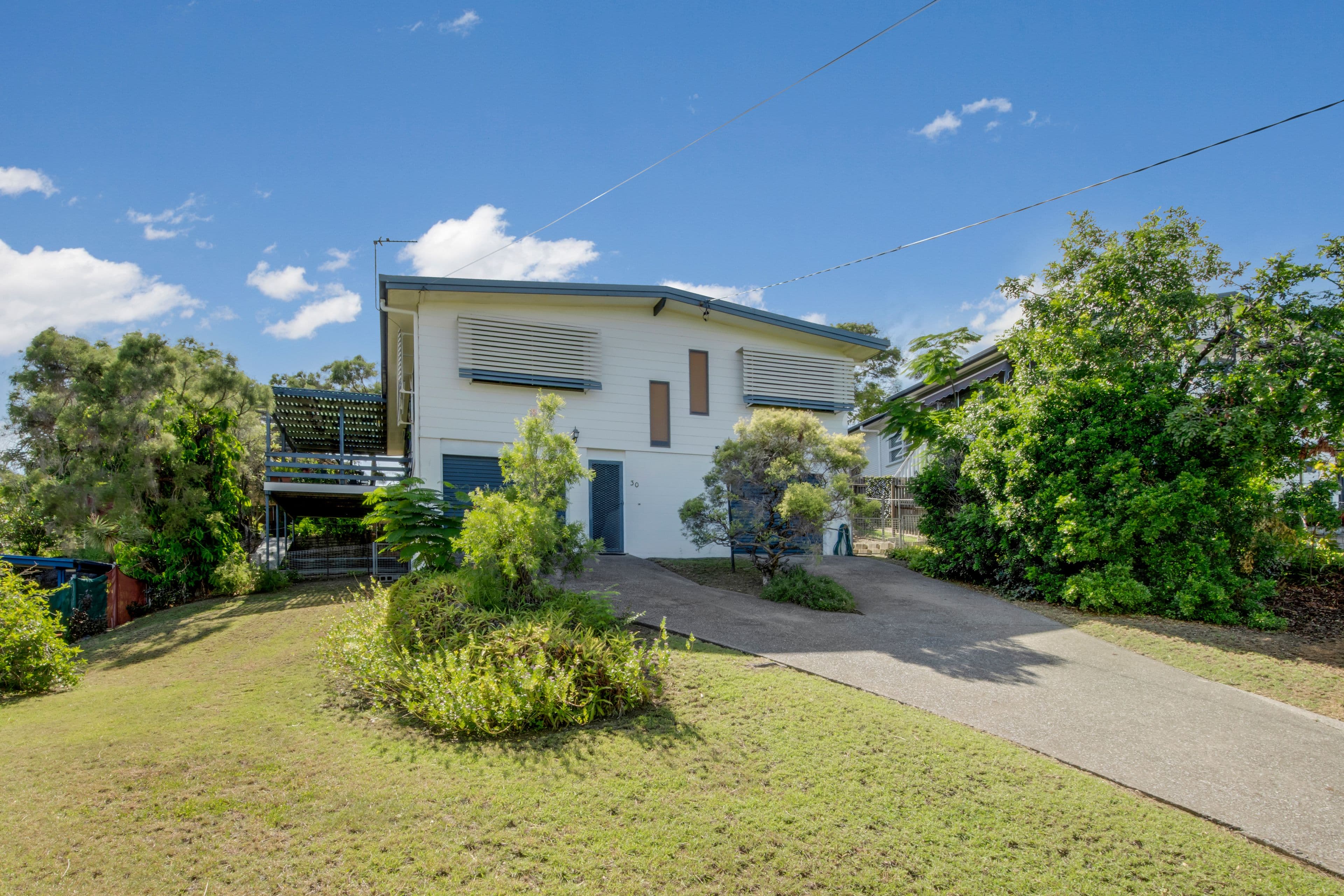 30 Higgins Street, West Gladstone QLD 4680, West Gladstone - Thumbnail 2