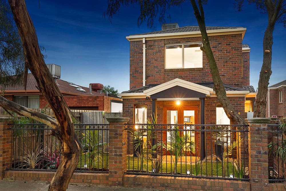 10 Callander Road, Pascoe Vale VIC 3044, Pascoe Vale - Image 1