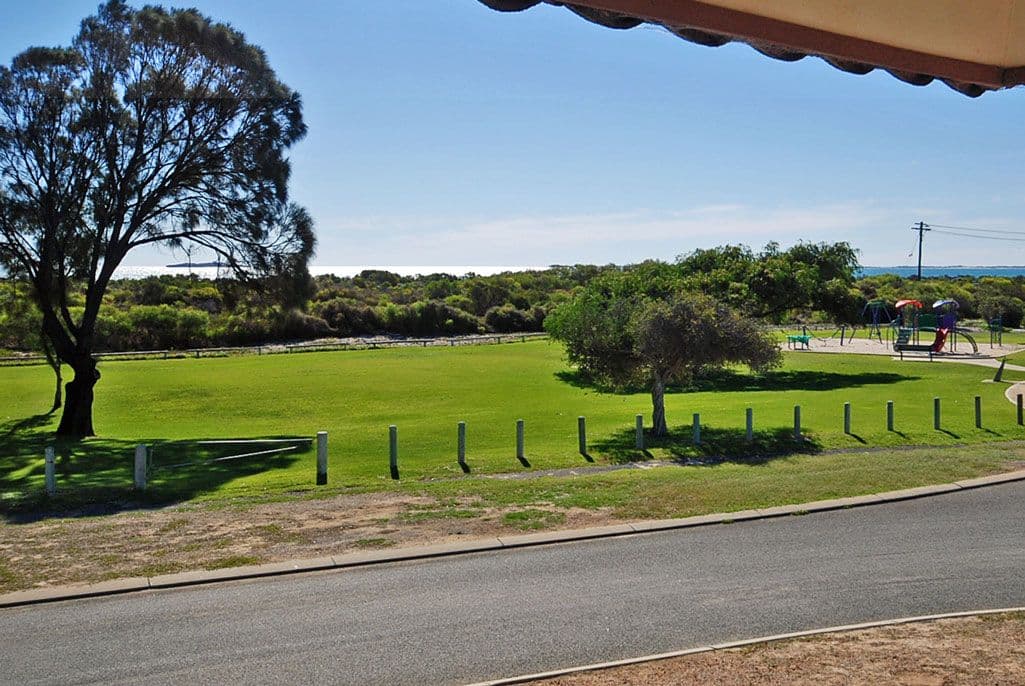 17 Bluewater Drive, JURIEN BAY WA 6516, Jurien Bay - Thumbnail 2