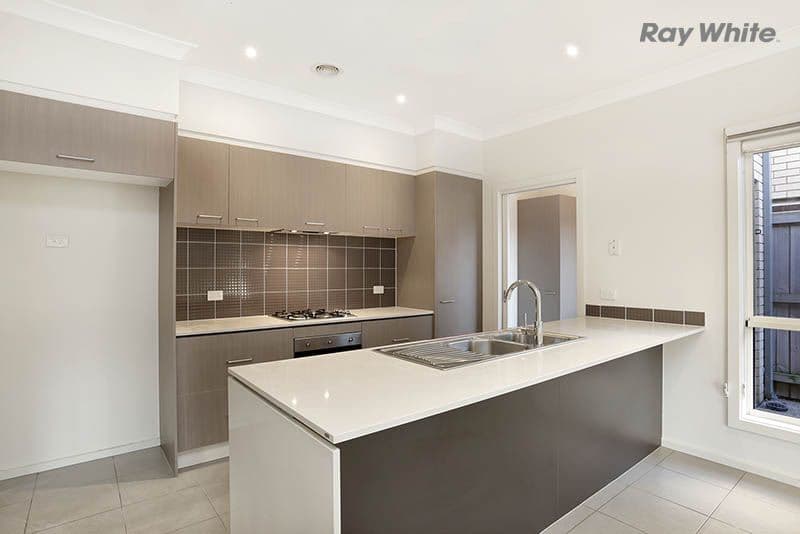 9 Ladybird Crescent, Point Cook VIC 3030, Point Cook - Thumbnail 5