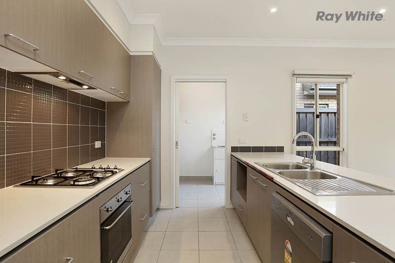 9 Ladybird Crescent, Point Cook VIC 3030, Point Cook - Thumbnail 6
