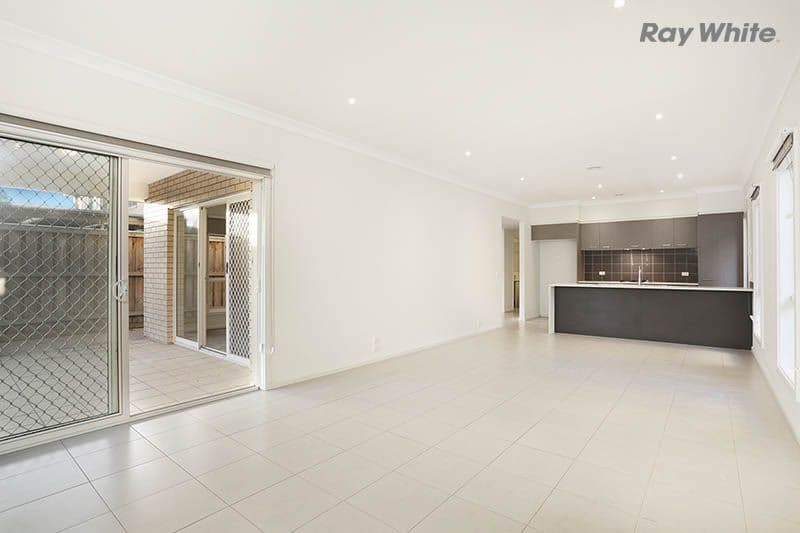 9 Ladybird Crescent, Point Cook VIC 3030, Point Cook - Thumbnail 7