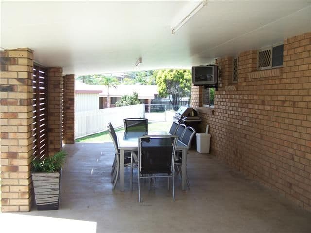 2 Daniel Drive, GLADSTONE QLD 4680, Gladstone Central - Thumbnail 6