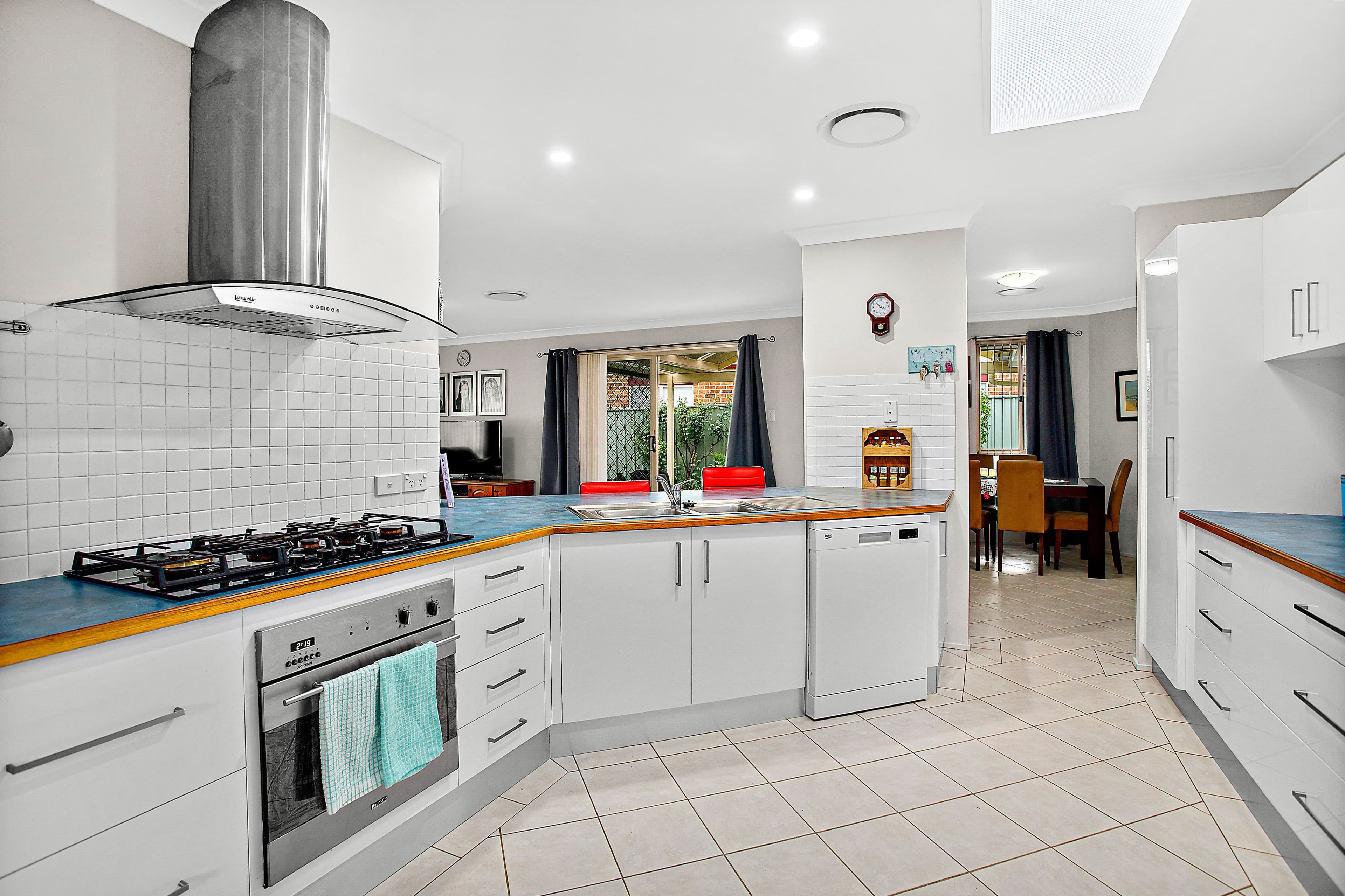 11 Helena Place, Albion Park NSW 2527, Albion Park - Thumbnail 2