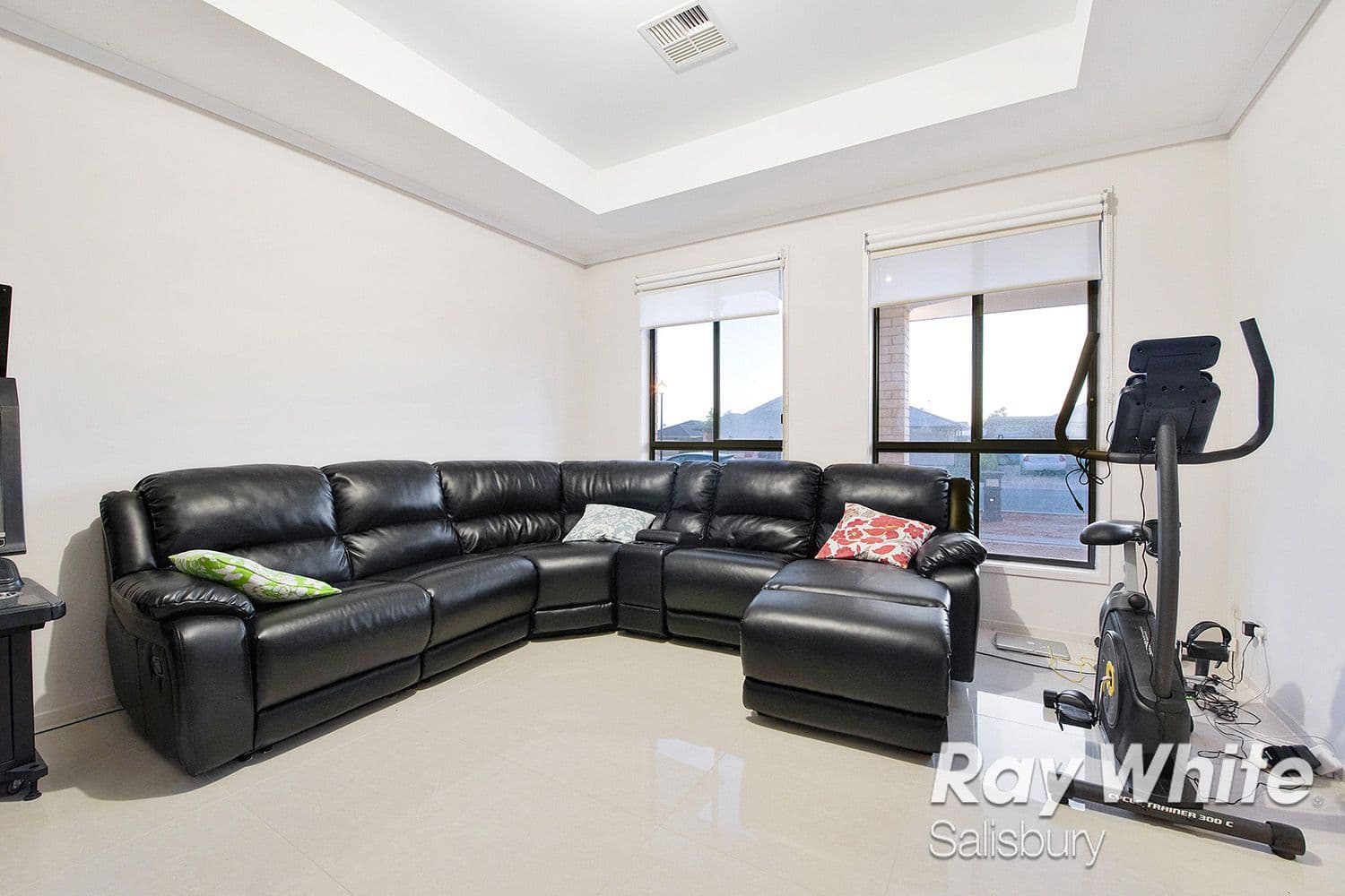 22 Mayfair Drive, Andrews Farm SA 5114, Andrews Farm - Thumbnail 2