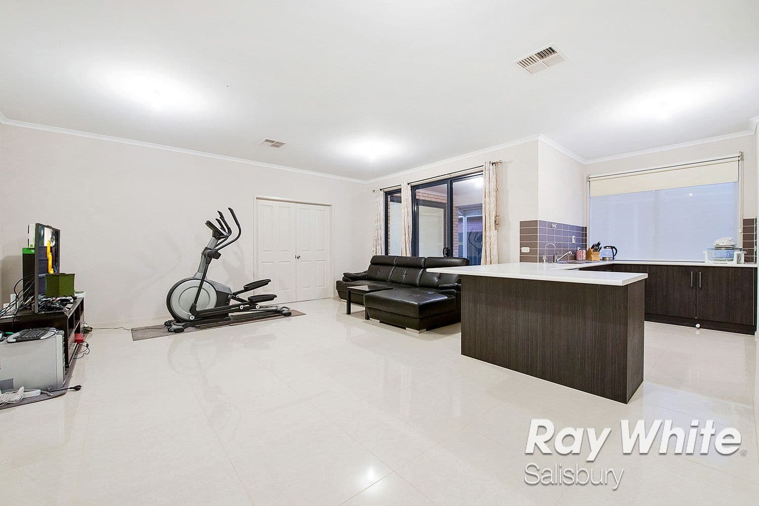 22 Mayfair Drive, Andrews Farm SA 5114, Andrews Farm - Thumbnail 5