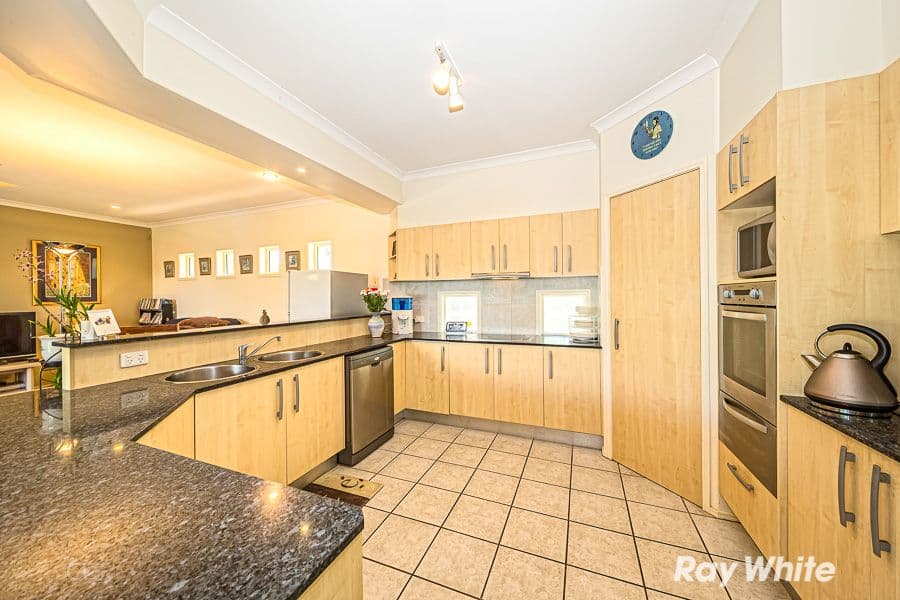 4 Whitehaven Place, Banksia Beach QLD 4507, Banksia Beach - Thumbnail 4