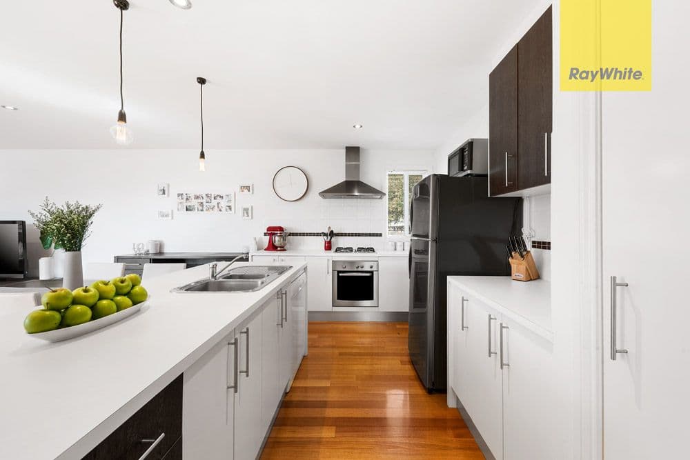 5 Farnham Road, Bayswater VIC 3153, Bayswater - Thumbnail 2