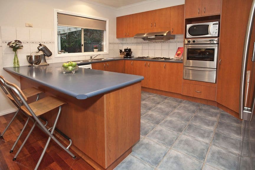 2 The Grove, GLEN WAVERLEY VIC 3150, Glen Waverley - Thumbnail 2