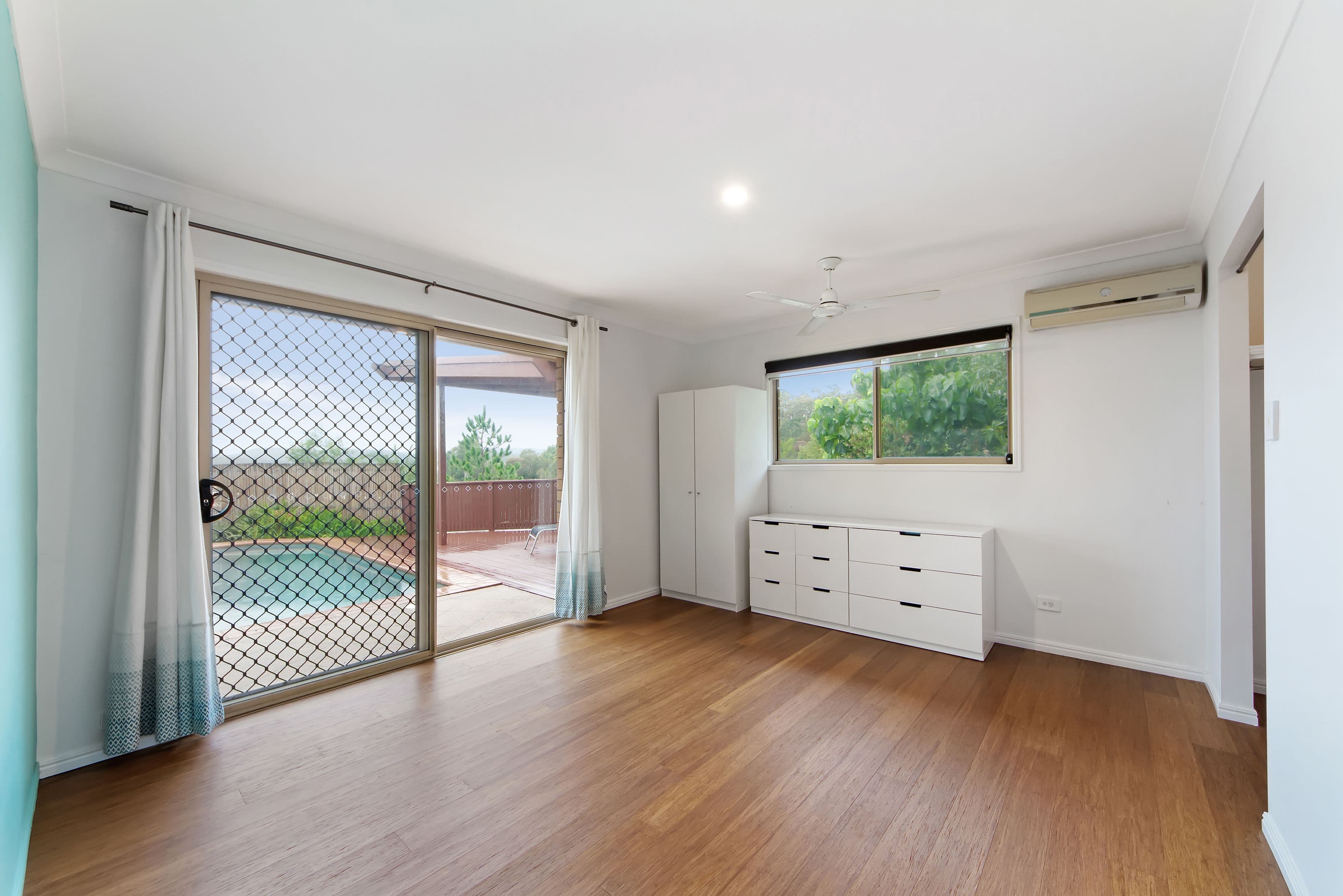 14 Pago Terrace, Pacific Pines QLD 4211, Pacific Pines - Thumbnail 8