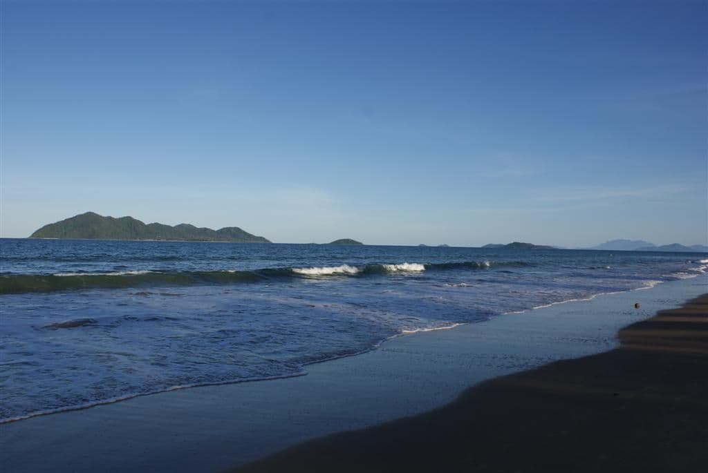 7 Dunkalli Crescent, WONGALING BEACH QLD 4852, Wongaling Beach - Thumbnail 8