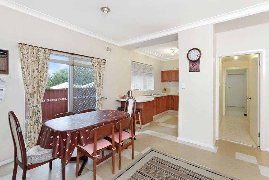 40 Burnell Street, Russell Lea - Thumbnail 6