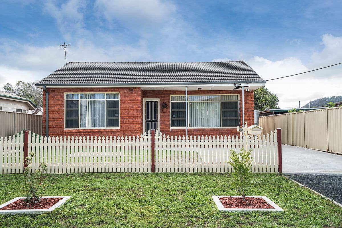 50 Webb Road, Booker Bay - Image 1