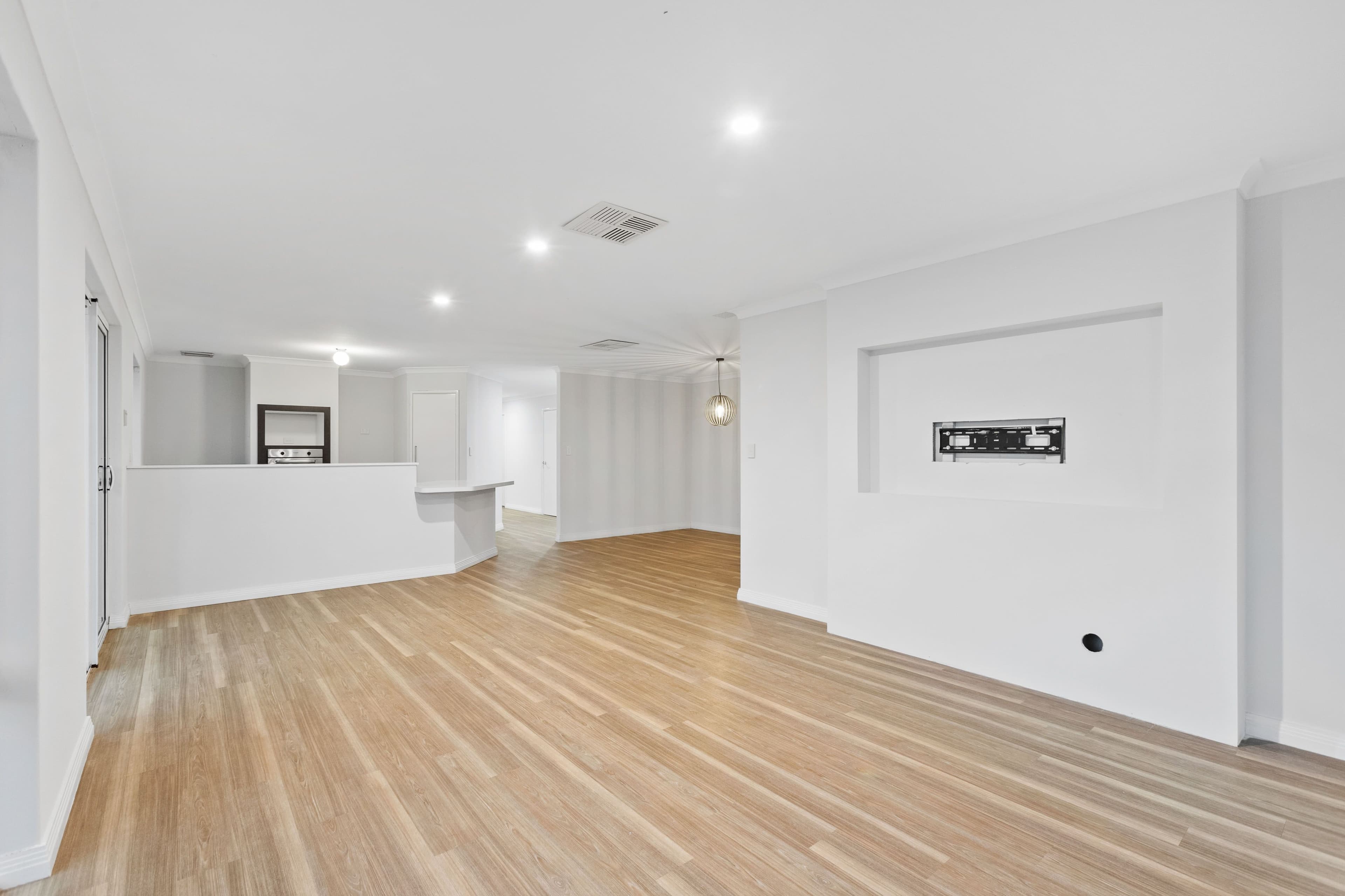 16 Boranup Avenue, Clarkson WA 6030, Clarkson - Thumbnail 6
