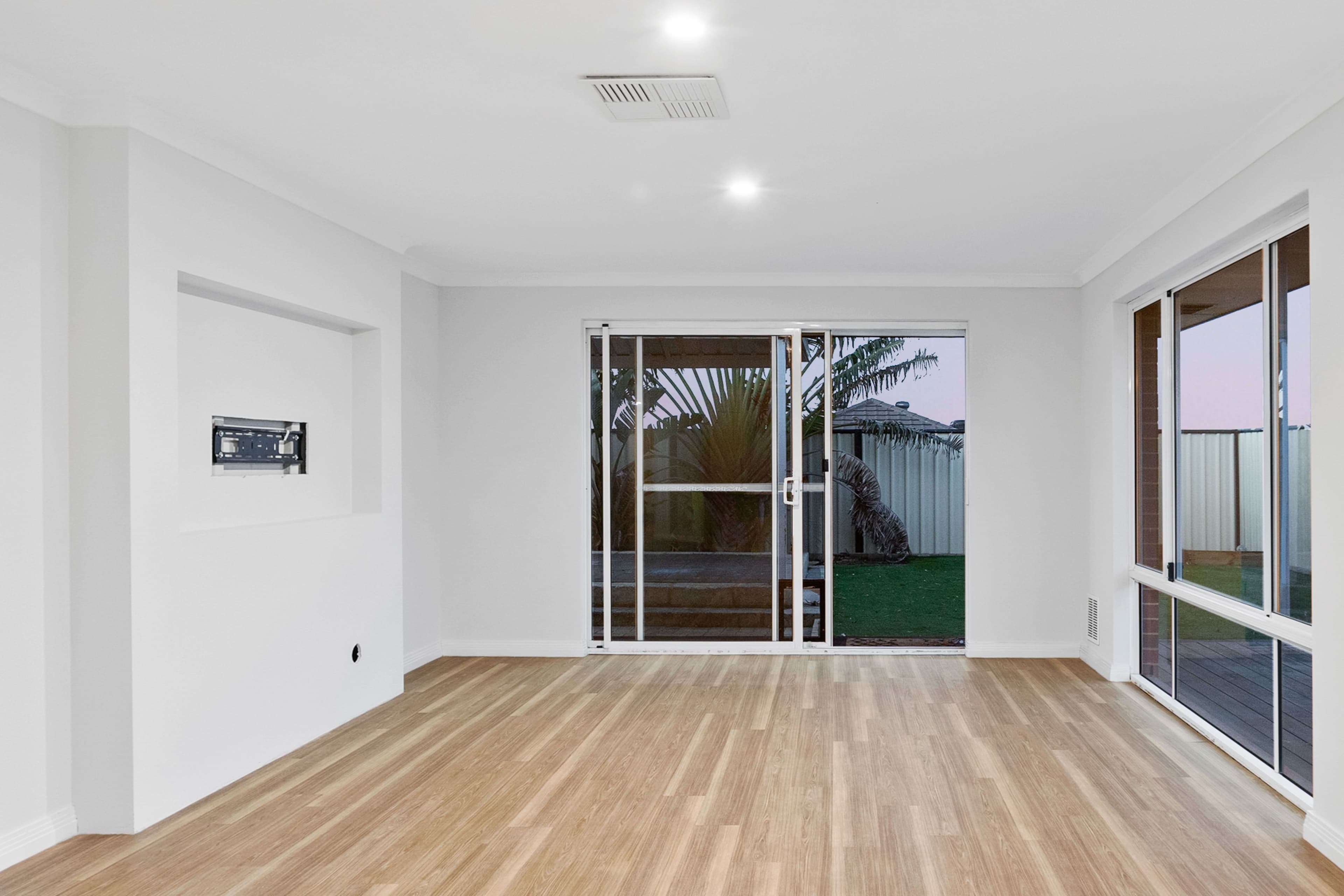 16 Boranup Avenue, Clarkson WA 6030, Clarkson - Thumbnail 8