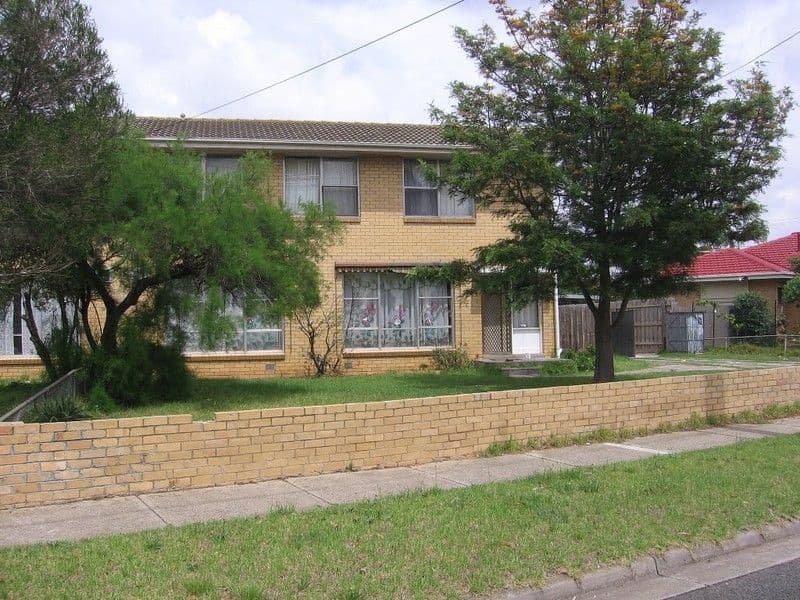 6 Whittaker Avenue, LAVERTON VIC 3028, Laverton - Thumbnail 2