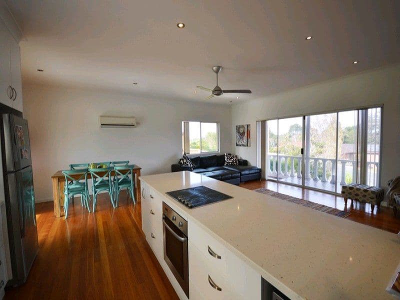 12 Cunningham Crescent, SAWTELL NSW 2452, Sawtell - Thumbnail 6