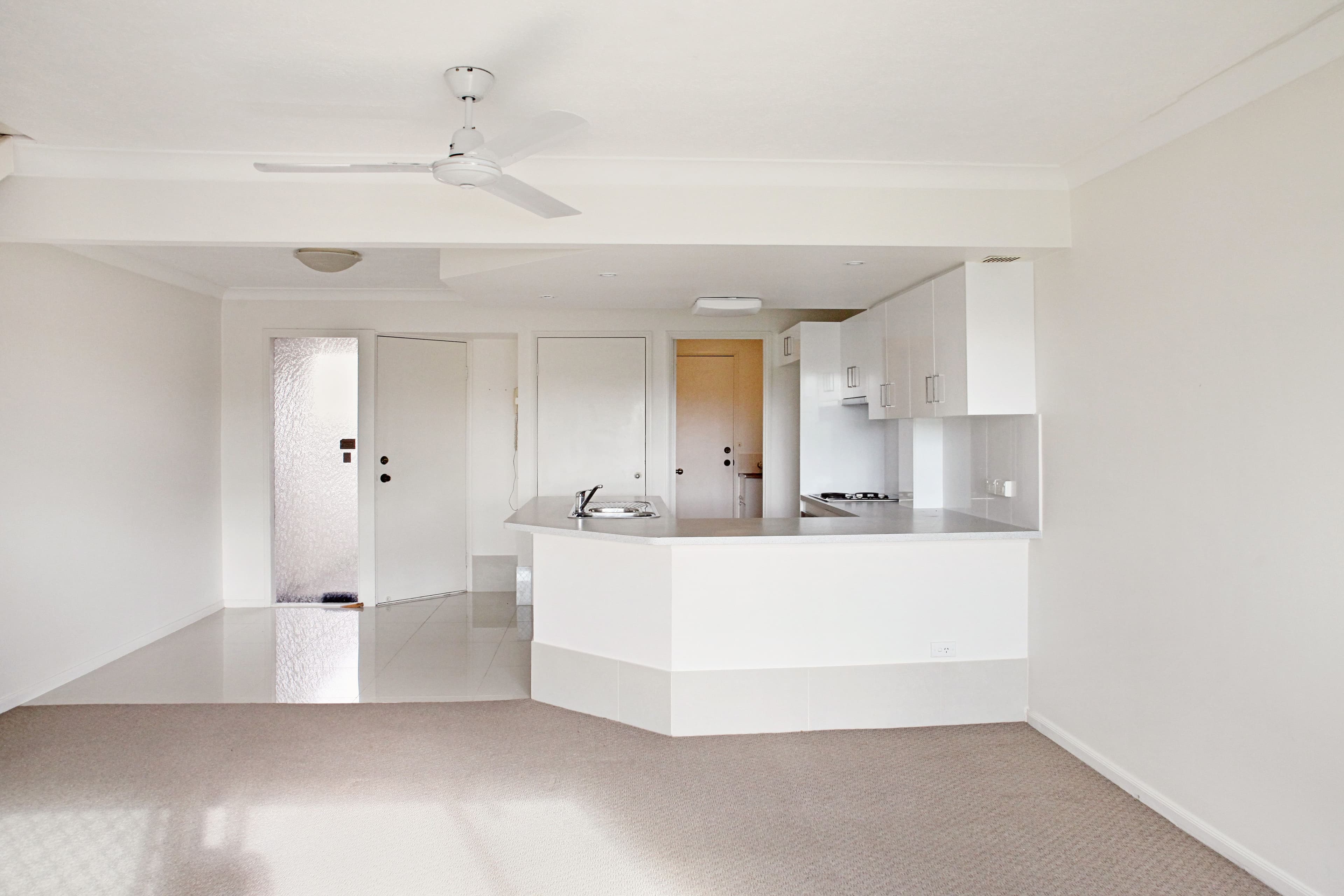 300 Cottesloe Drive, Mermaid Waters QLD 4218, Mermaid Waters - Thumbnail 4