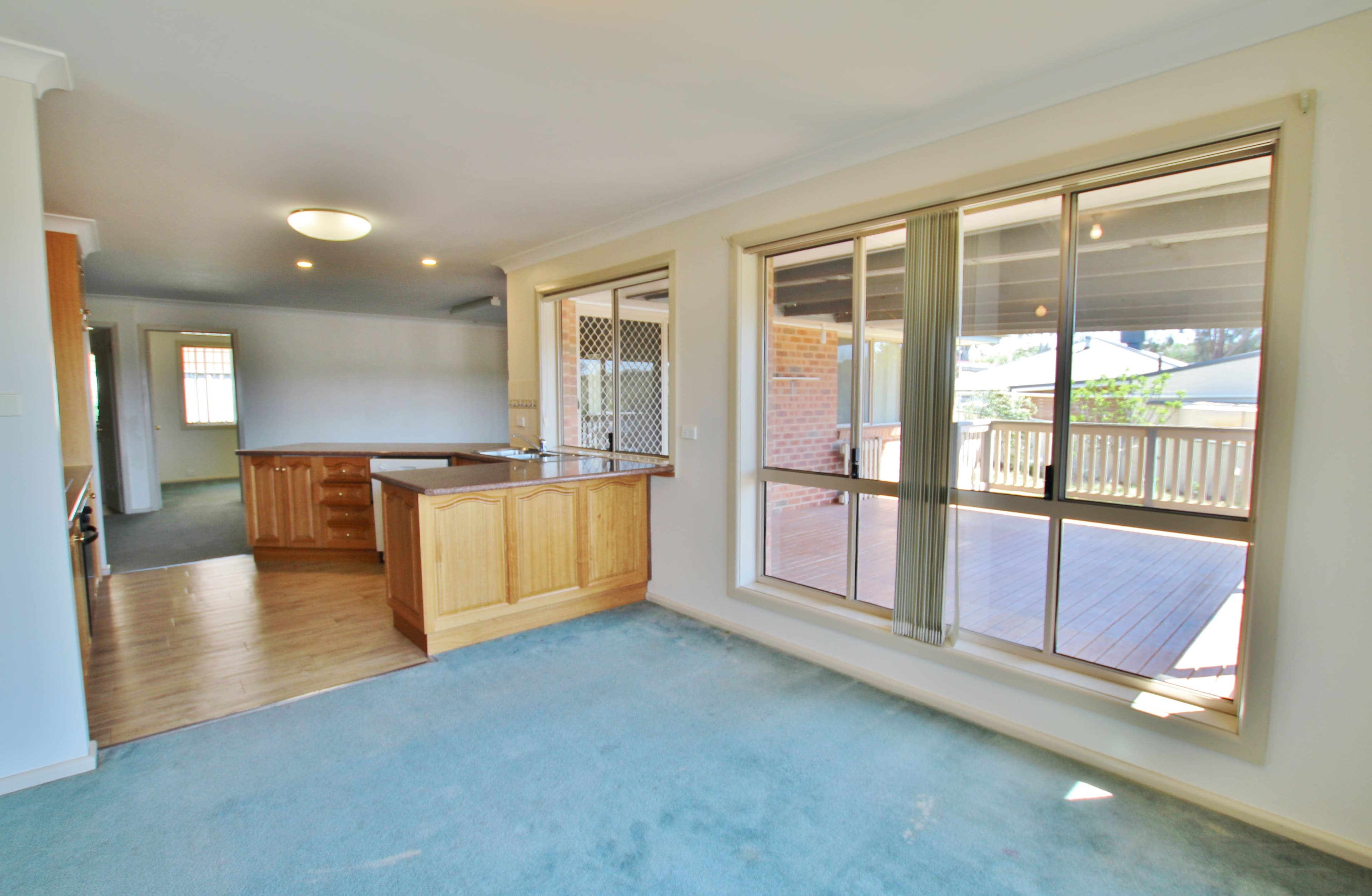 13 Hargreaves Crescent, Young - Thumbnail 7