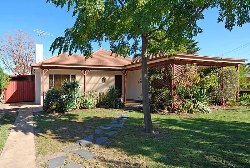 8 Gertrude Street, TAPEROO SA 5017, Taperoo - Image 1