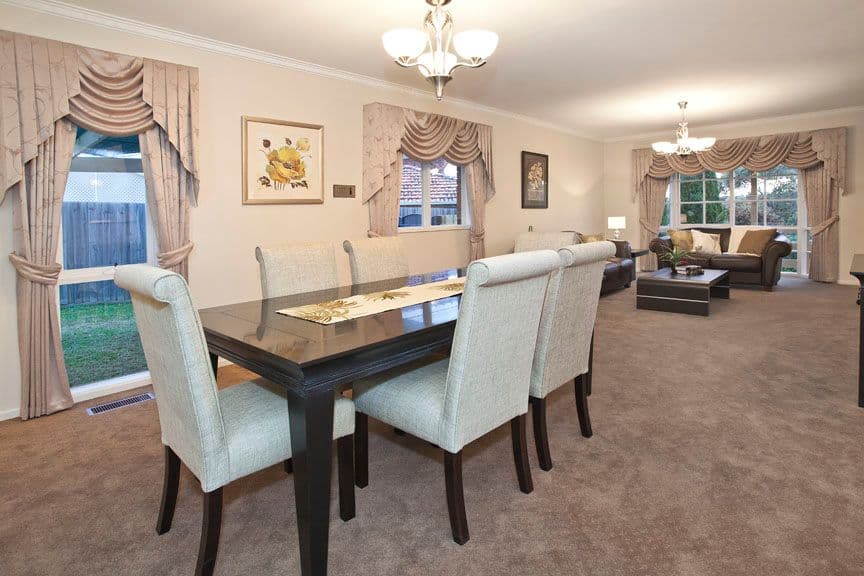 35 Tourmaline Crescent, WHEELERS HILL VIC 3150, Wheelers Hill - Thumbnail 2