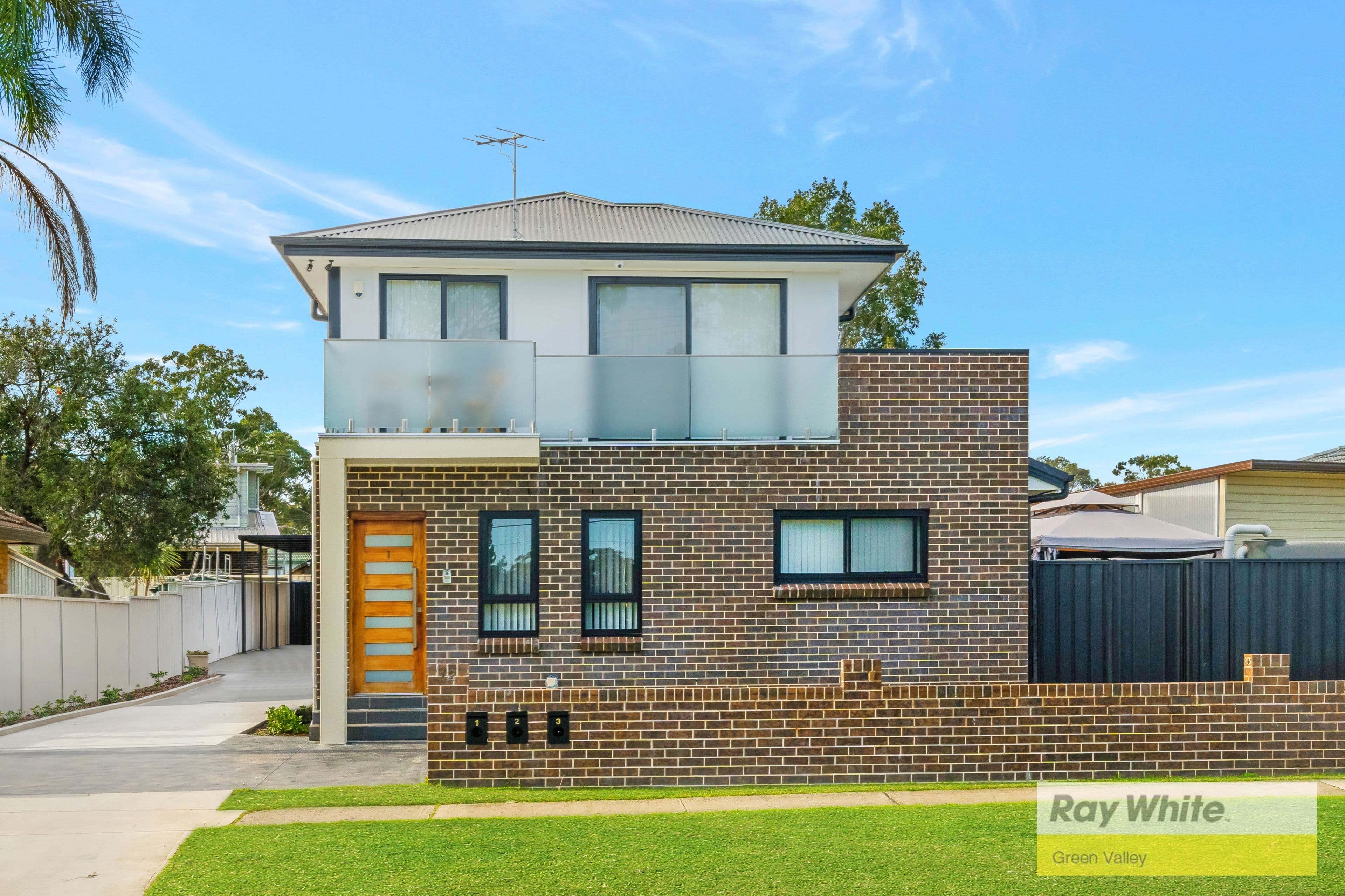12 Hill Road, Lurnea NSW 2170, Lurnea - Thumbnail 2