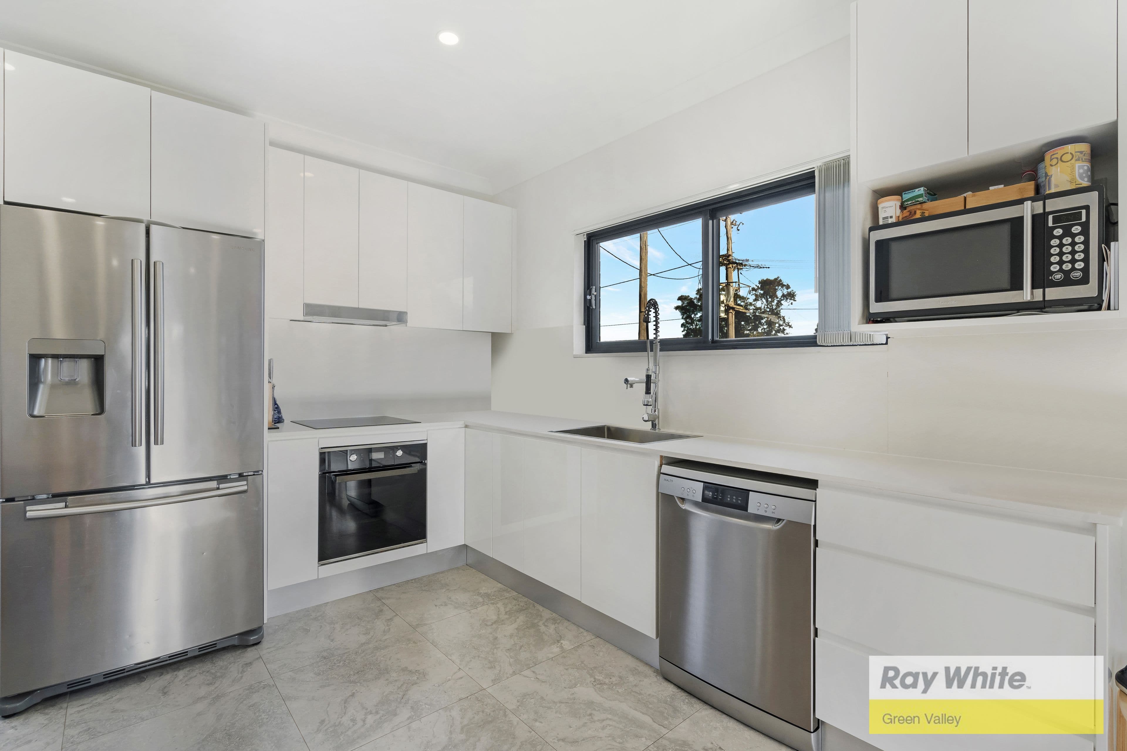 12 Hill Road, Lurnea NSW 2170, Lurnea - Thumbnail 5