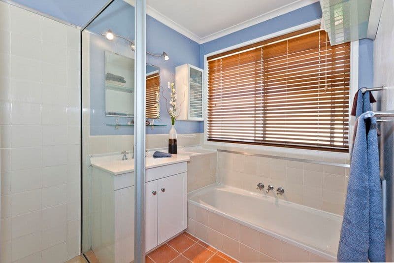 24 Kenthurst Crescent, ROCHEDALE SOUTH QLD 4123, Rochedale South - Thumbnail 5