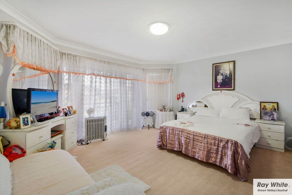 8 Bentinck Drive, Green Valley - Thumbnail 3