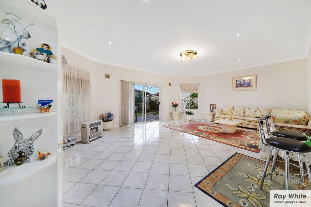8 Bentinck Drive, Green Valley - Thumbnail 6