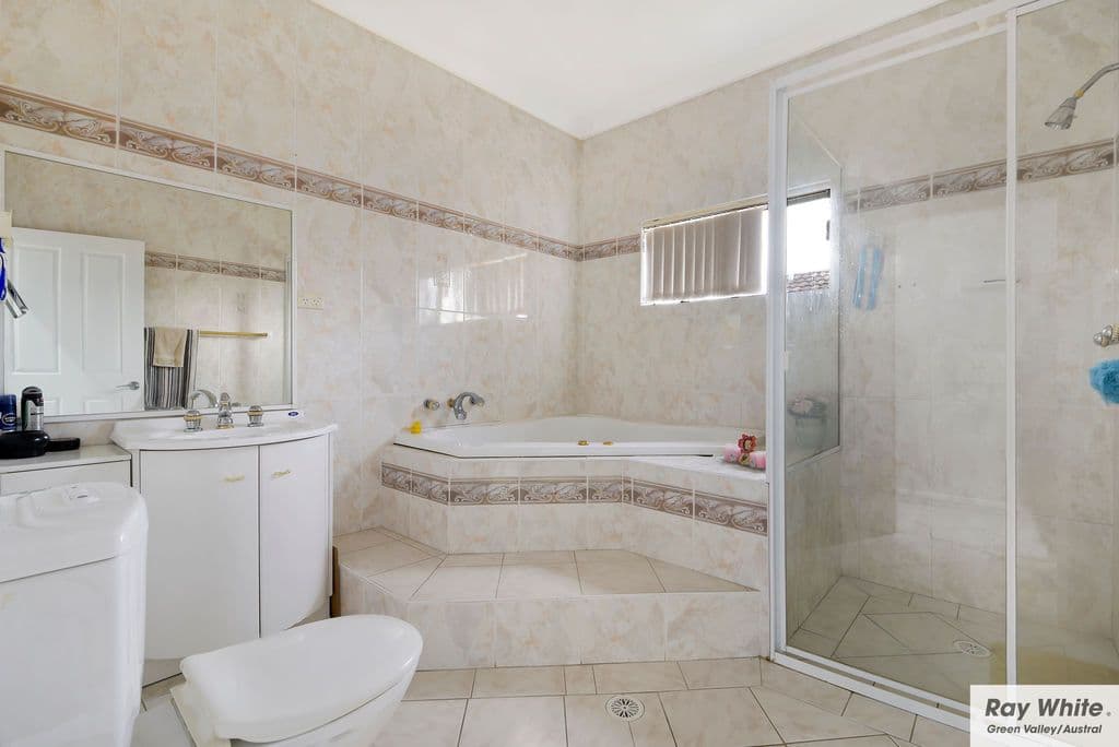 8 Bentinck Drive, Green Valley - Thumbnail 7