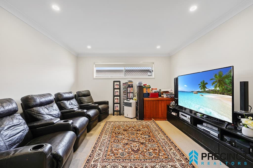 38 Coggins Street, Caboolture South, QLD, 4510, Caboolture South - Thumbnail 2