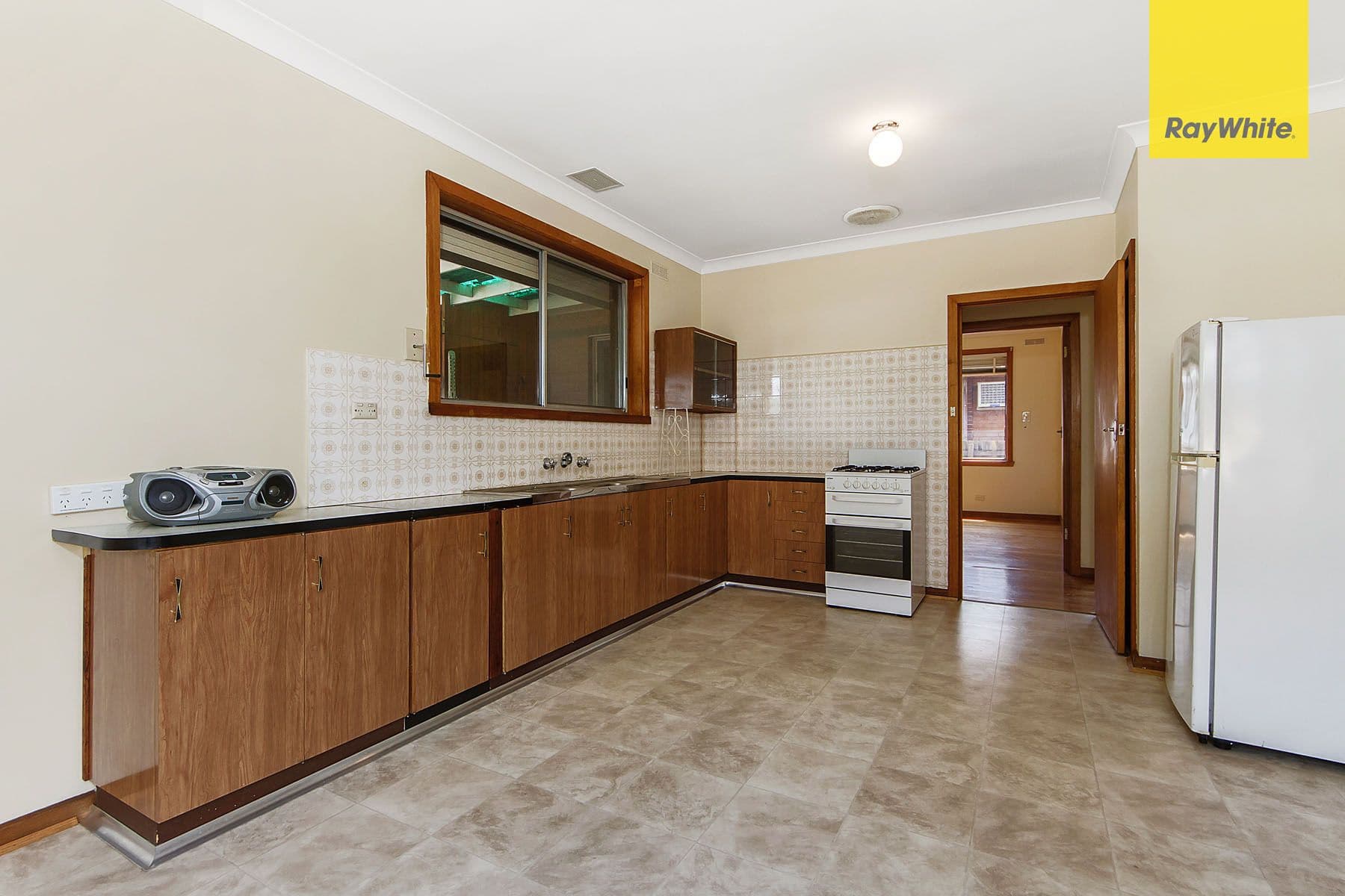 51 Chedgey Drive, St Albans VIC 3021, St Albans - Thumbnail 3