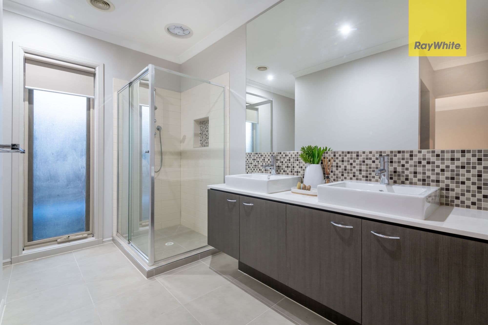 15 Alvis Close, Taylors Hill VIC 3037, Taylors Hill - Thumbnail 5