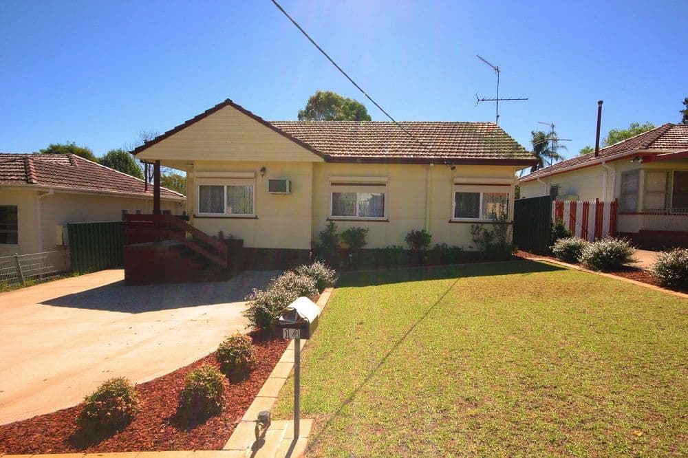 14 Farnsworth Avenue, CAMPBELLTOWN NSW 2560, Campbelltown - Image 1