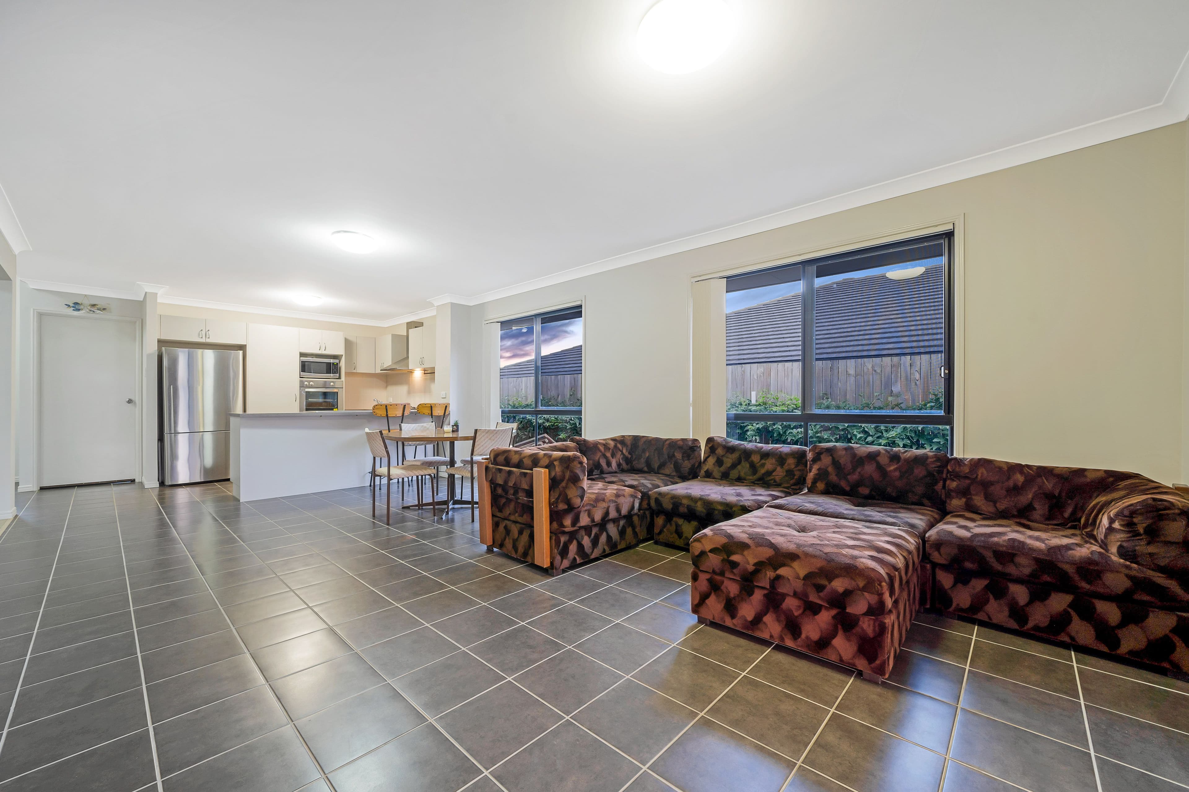 7 Voss Boulevard, Heritage Park QLD 4118, Heritage Park - Thumbnail 7