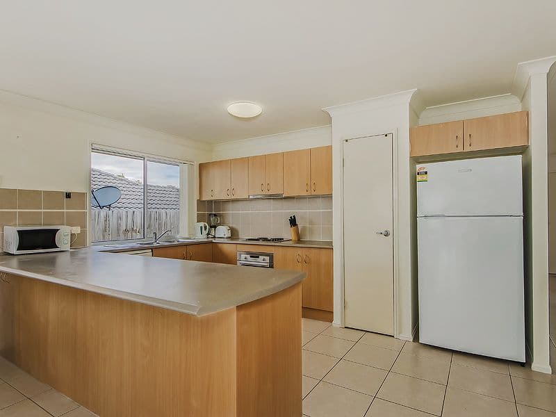 9 Marsh Street, UPPER COOMERA QLD 4209, Upper Coomera - Thumbnail 2