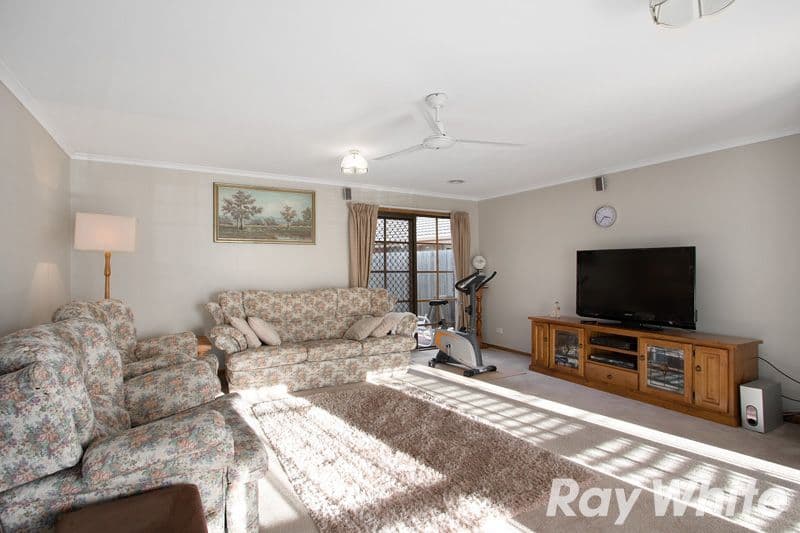 12 Guest Road, PAKENHAM VIC 3810, Pakenham - Thumbnail 5