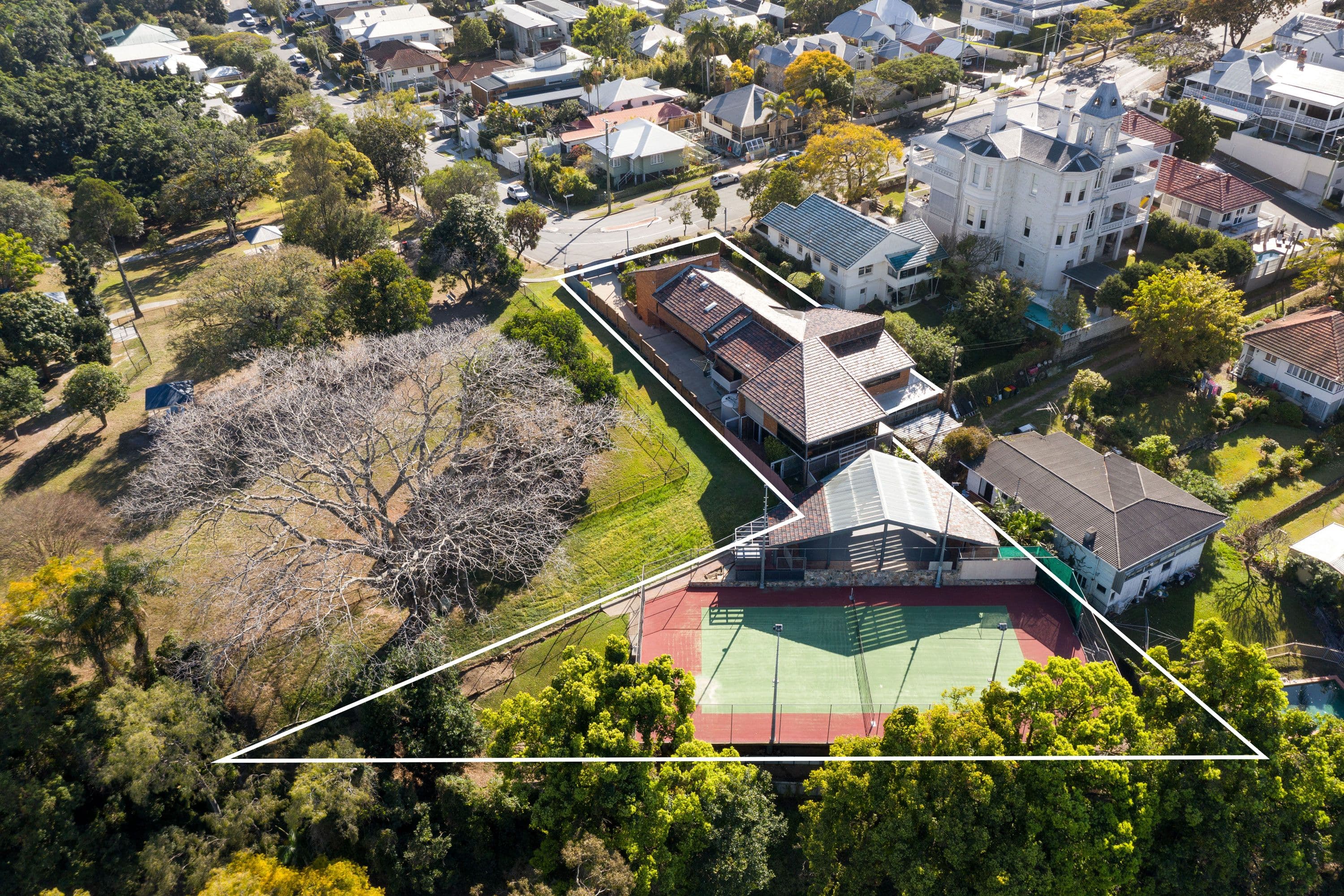 5 Queens Road, Hamilton QLD 4007, Hamilton - Image 1