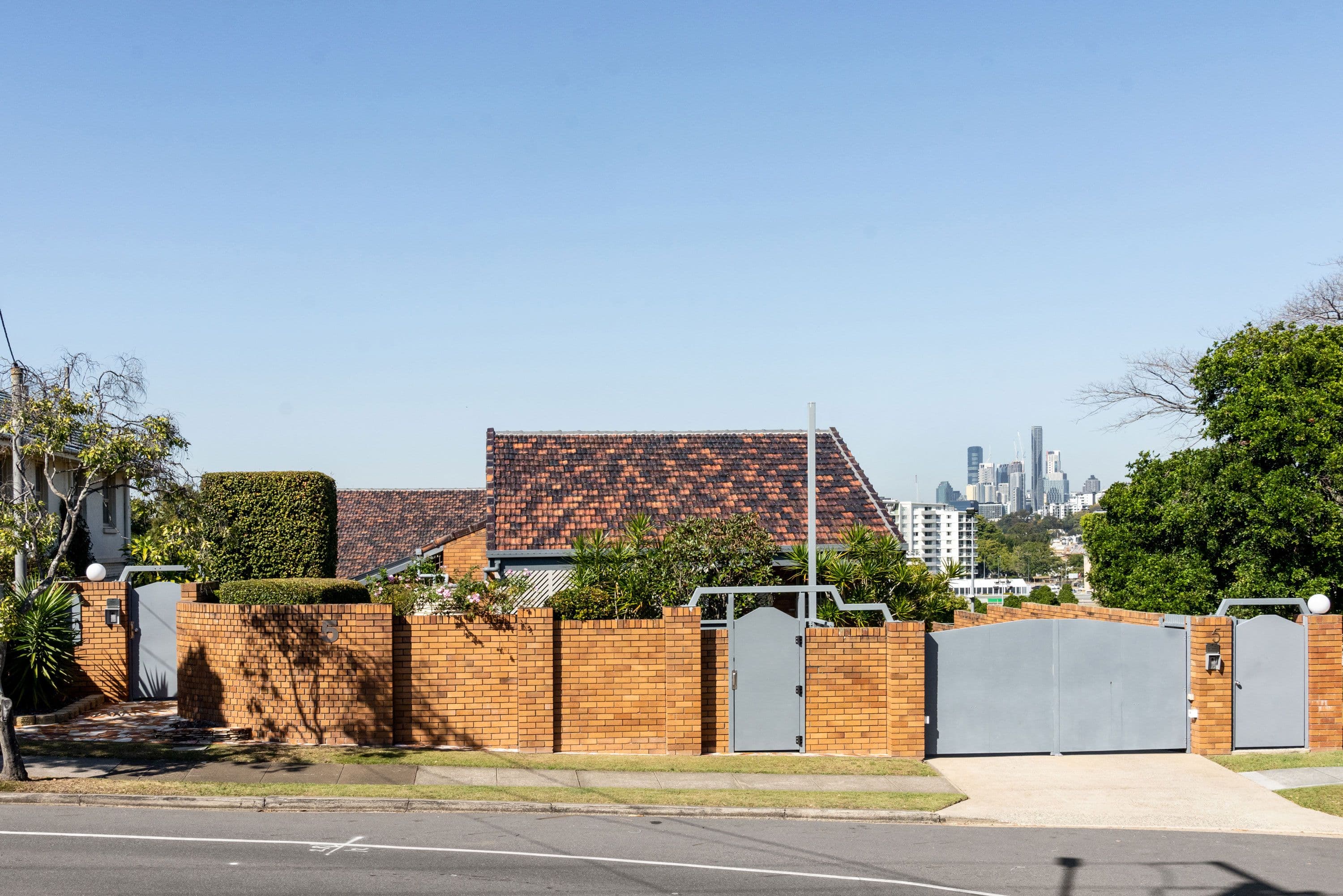 5 Queens Road, Hamilton QLD 4007, Hamilton - Thumbnail 2