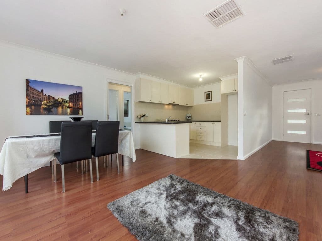 10 Cornhill Street, St Albans VIC 3021, St Albans - Thumbnail 3