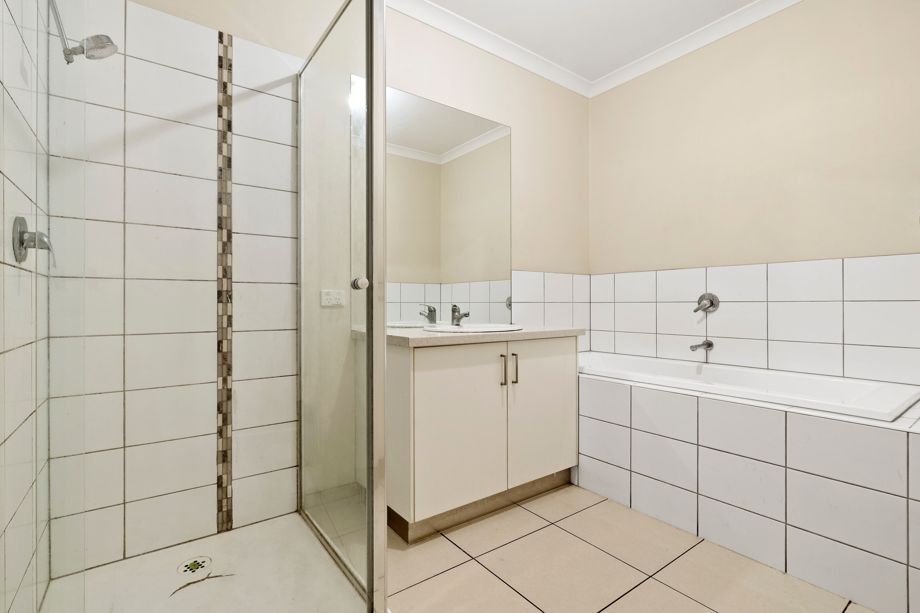 5 Valentia Street, Mansfield QLD 4122, Mansfield - Thumbnail 8