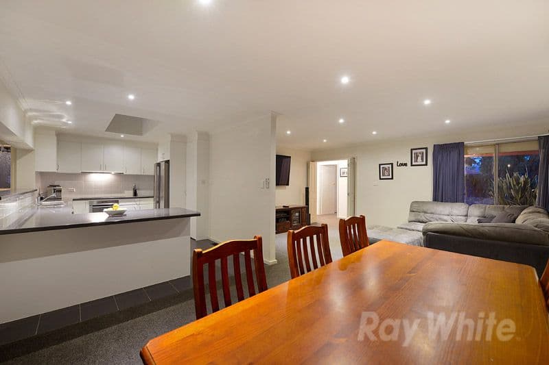 23 Latona Avenue, KNOXFIELD VIC 3180, Knoxfield - Thumbnail 3
