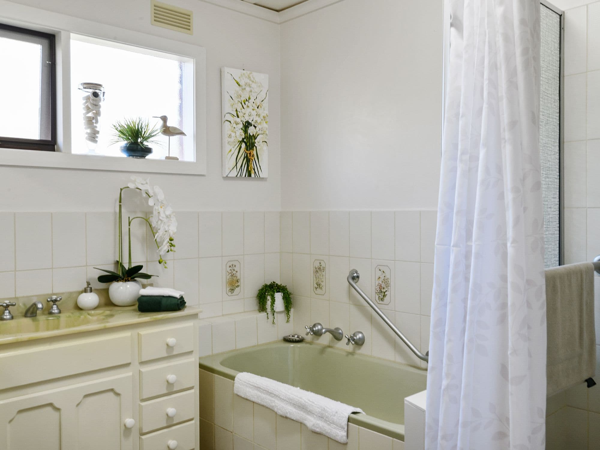 82 Monds Avenue, Benalla VIC 3672, Benalla - Thumbnail 7
