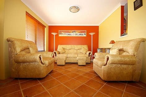 8 Bosberry Retreat, MIRRABOOKA WA 6061, Mirrabooka - Thumbnail 2